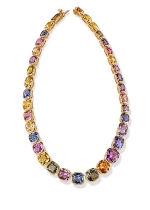 Collier im Krieger Private Club